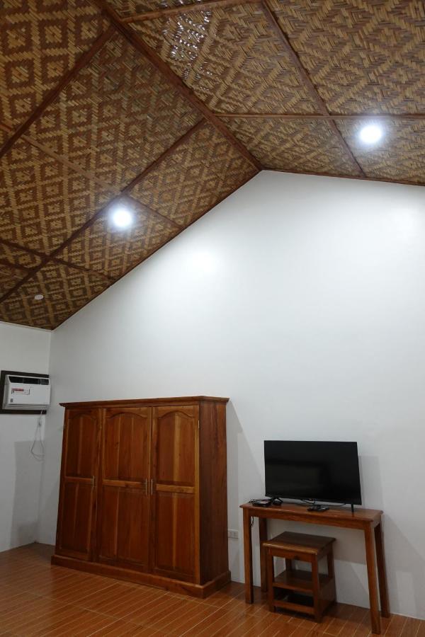 Badi'S Place Moalboal Bagian luar foto